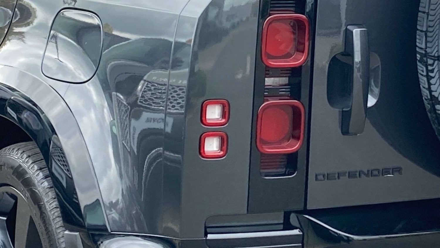 Used Land Rover Defender 2024 for sale - 76460242: Photo 19
