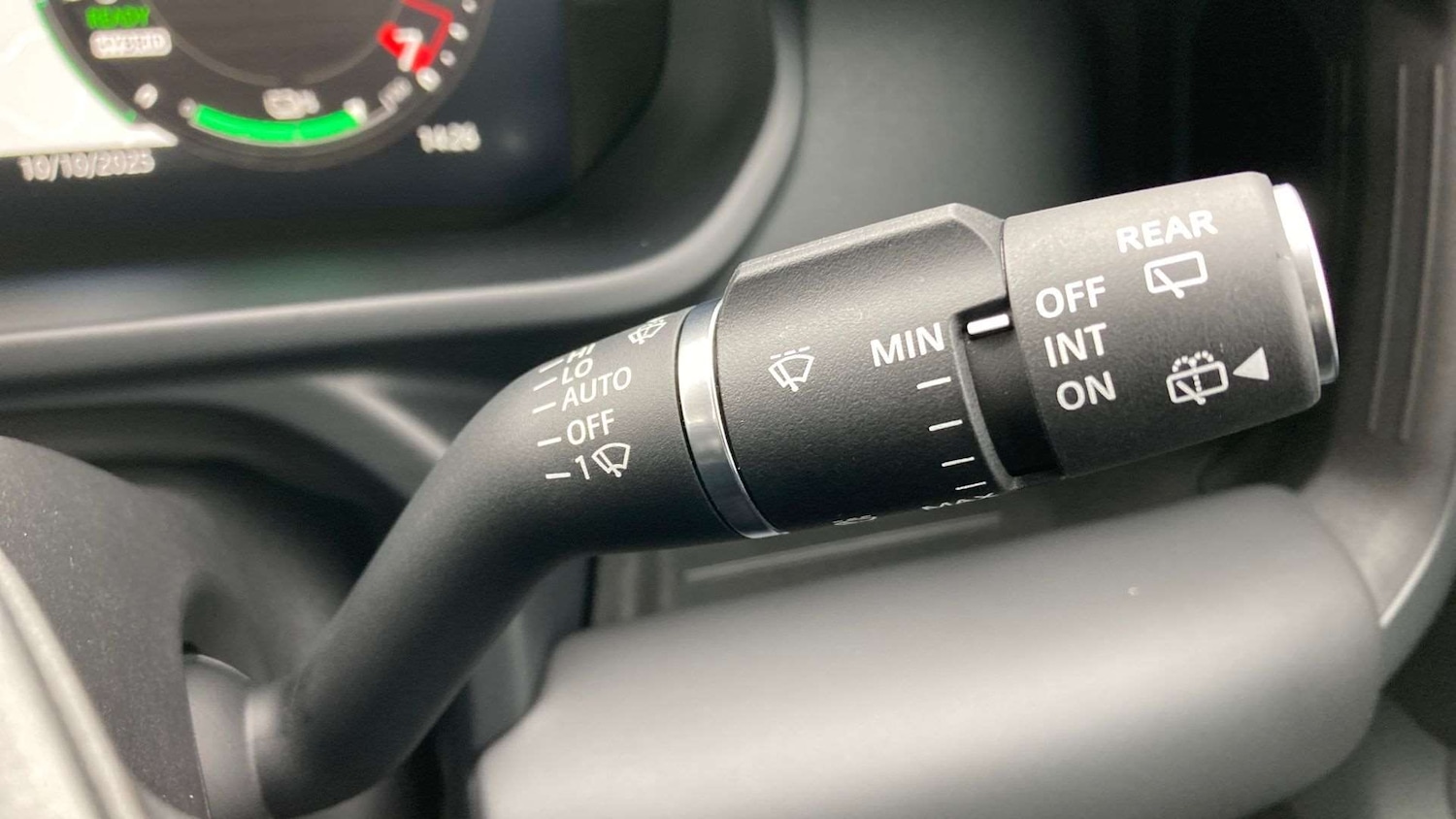 Used Land Rover Defender 2024 for sale - 76460242: Photo 34