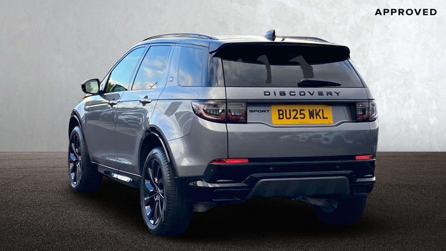 Used Land Rover Discovery Sport 2025 for sale - 76459967: Photo 2