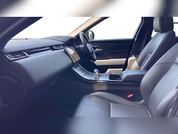 Used Land Rover Range Rover Velar 2024 for sale - 79015271: Photo