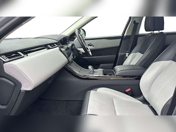 Used Land Rover Range Rover Velar 2025 for sale - 79473225: Photo
