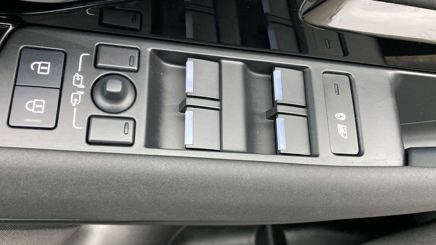 Used Land Rover Range Rover Evoque 2023 for sale - 76955246: Photo 27