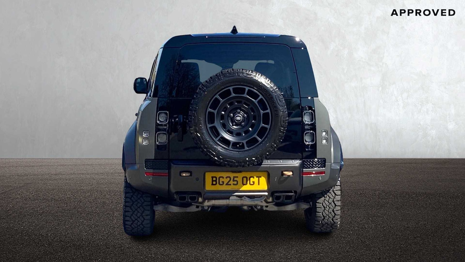 Used Land Rover Defender 2025 for sale - 77706718: Photo 6