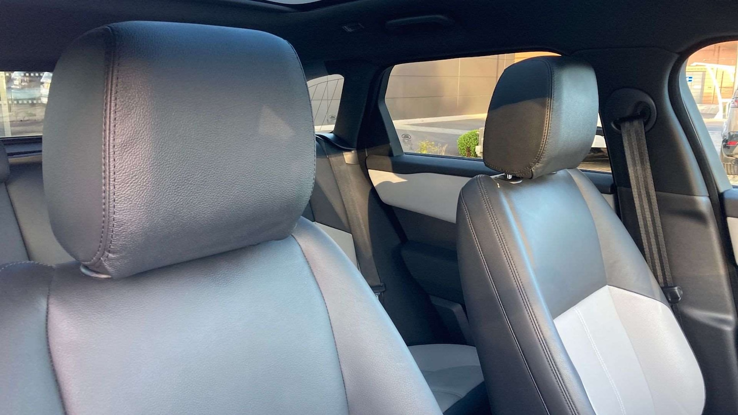 Used Land Rover Range Rover Velar 2023 for sale - 76460549: Photo 23