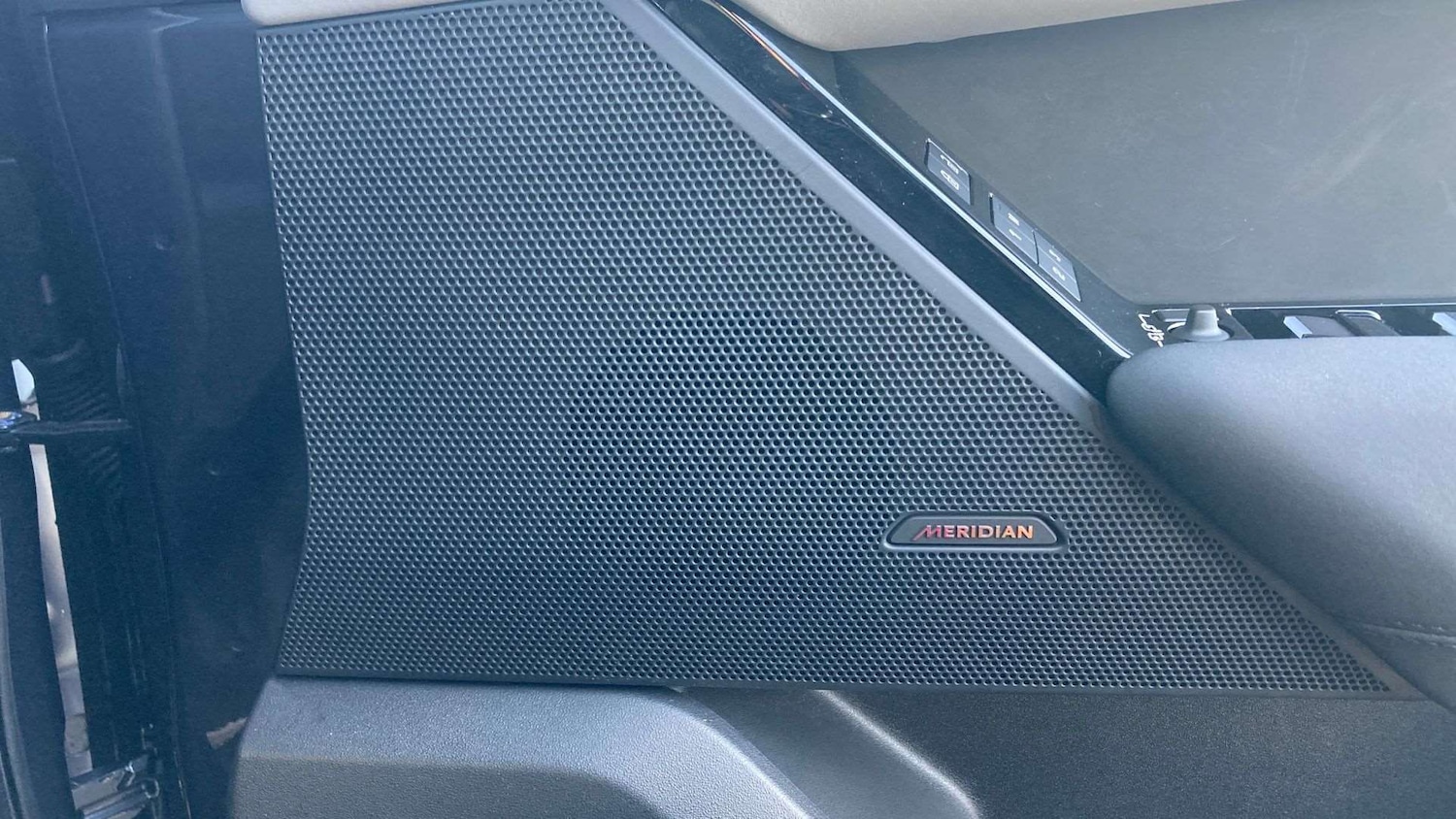 Used Land Rover Range Rover Velar 2023 for sale - 76460549: Photo 24