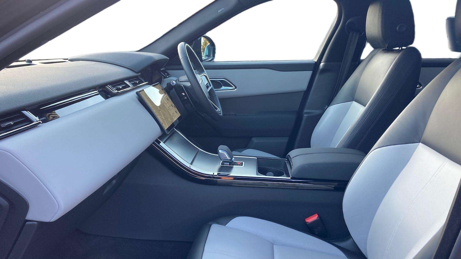 Used Land Rover Range Rover Velar 2023 for sale - 76460549: Photo 3