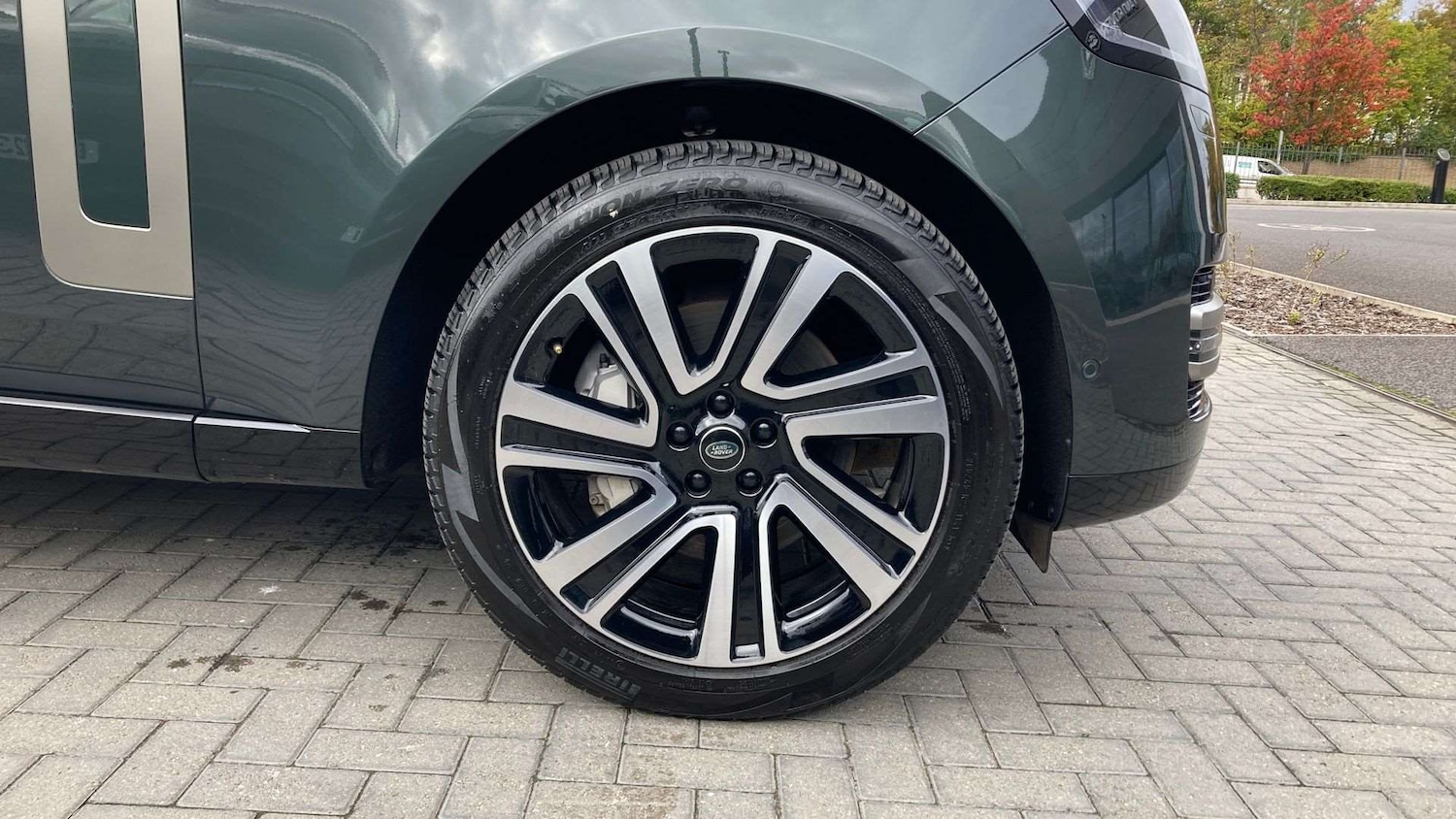 Used Land Rover Range Rover 2024 for sale - 76746112: Photo 8