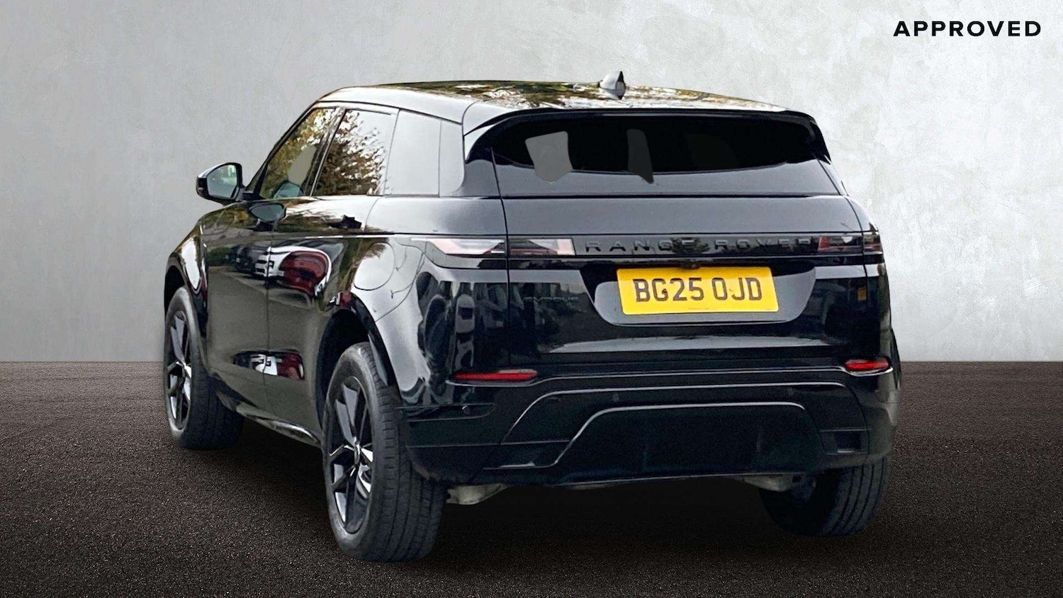 Used Land Rover Range Rover Evoque 2025 for sale - 76460415: Photo 2
