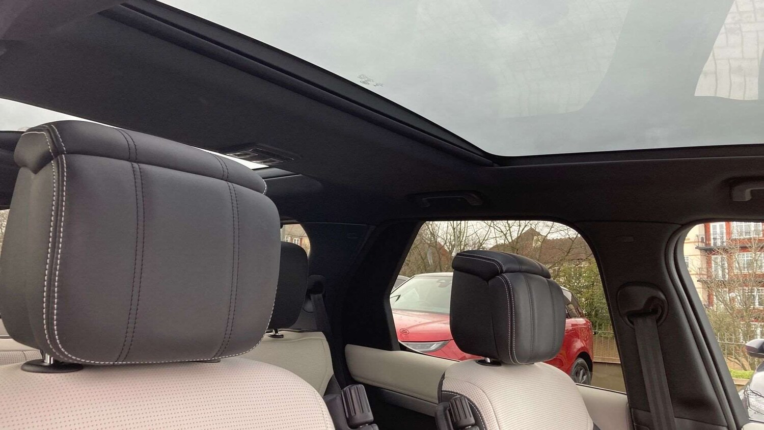 Used Land Rover Discovery 2023 for sale - 77472741: Photo 21