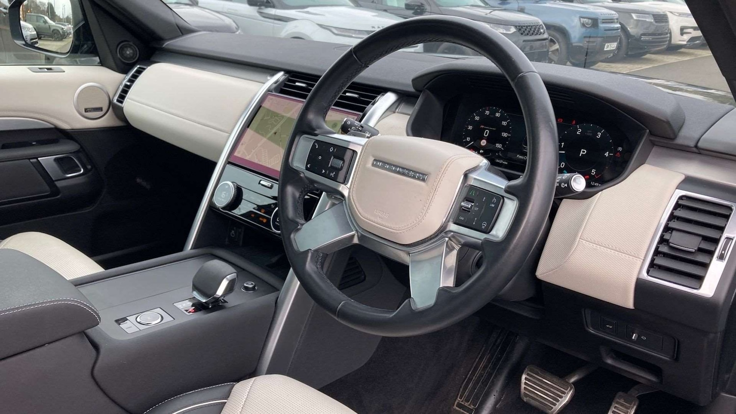 Used Land Rover Discovery 2023 for sale - 77472741: Photo 32