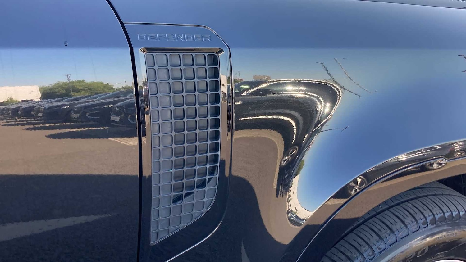 Used Land Rover Defender 2024 for sale - 76460257: Photo 20