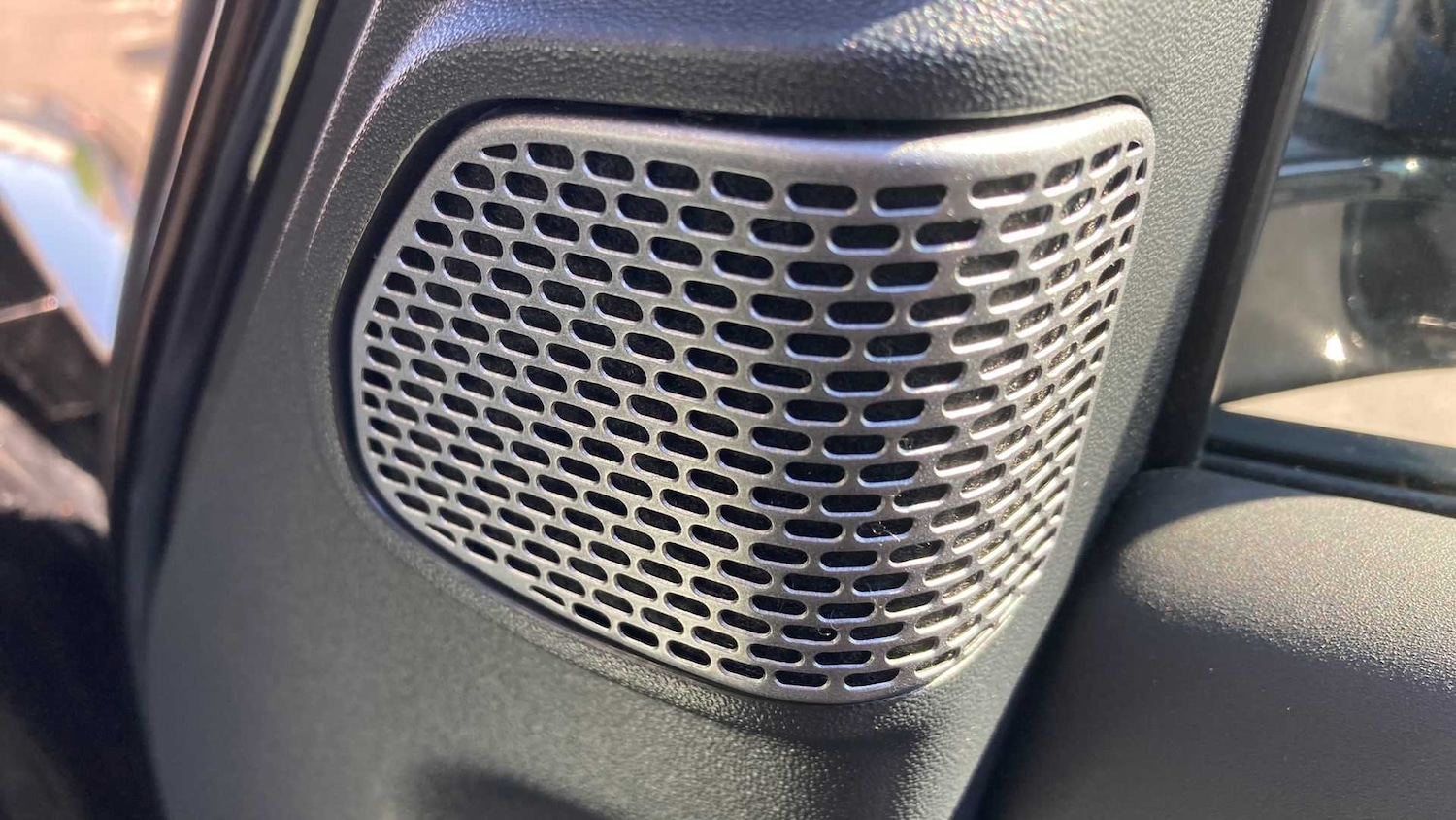 Used Land Rover Defender 2024 for sale - 76460257: Photo 31