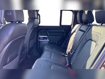 Used Land Rover Defender 2024 for sale - 76460257: Photo