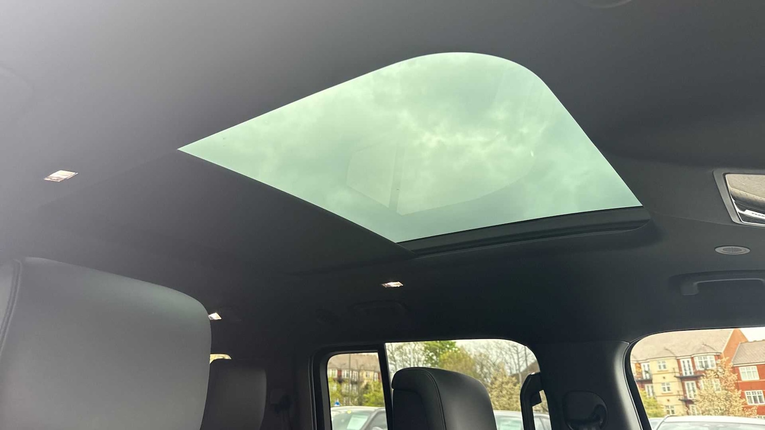 Used Land Rover Defender 2025 for sale - 76459876: Photo 22