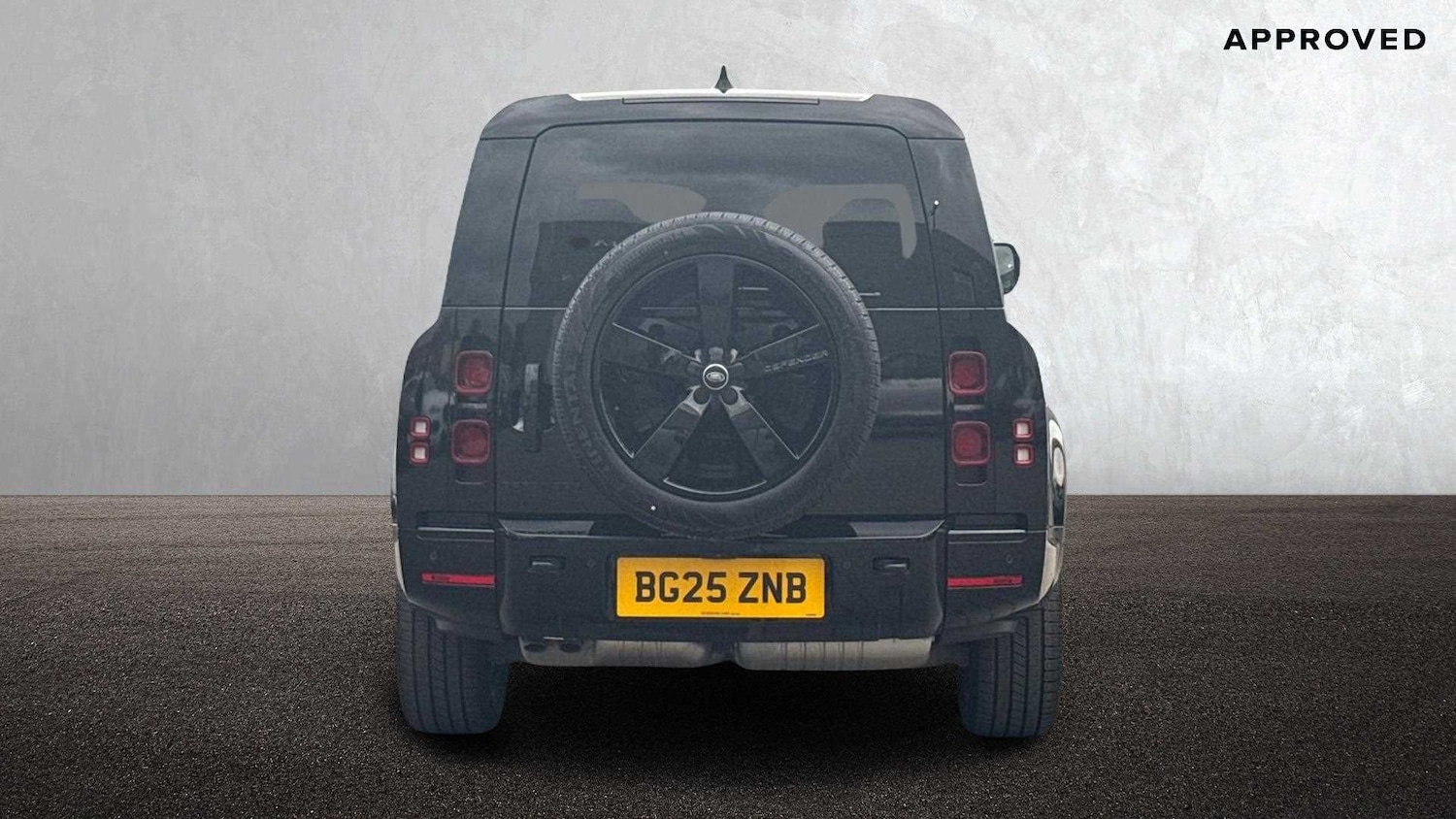 Used Land Rover Defender 2025 for sale - 76459876: Photo 6