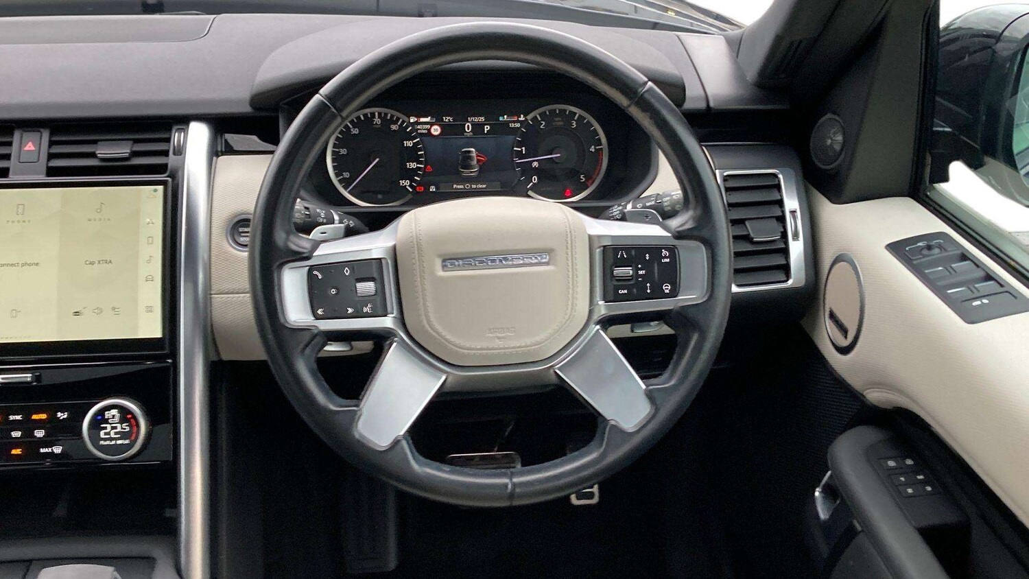 Used Land Rover Discovery 2022 for sale - 76761077: Photo 15