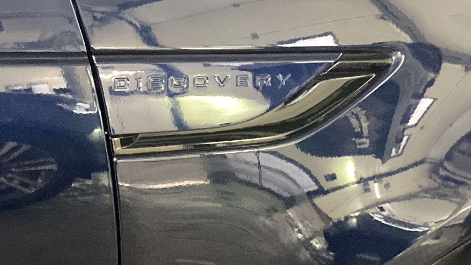 Used Land Rover Discovery 2022 for sale - 76761077: Photo 31