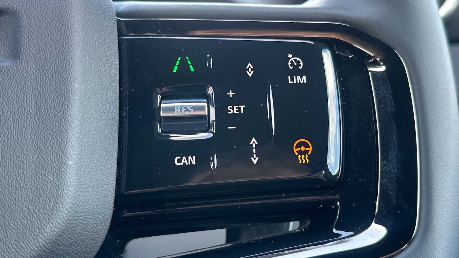 Used Land Rover Range Rover Evoque 2024 for sale - 76460295: Photo 21