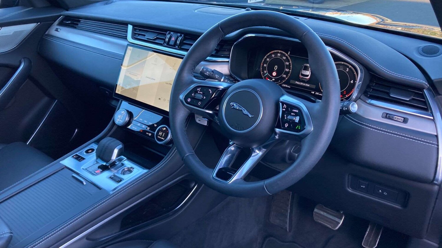 Used Jaguar F-Pace 2024 for sale - 76718230: Photo 26