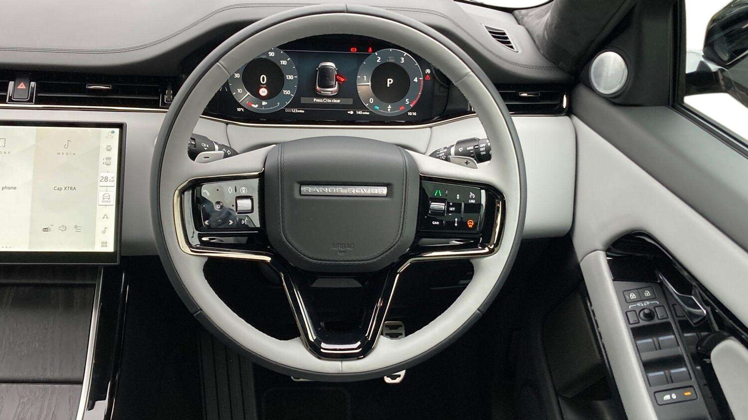 Used Land Rover Range Rover Evoque 2026 for sale - 77514403: Photo 15