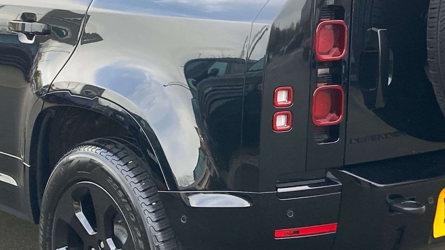 Used Land Rover Defender 2025 for sale - 76761104: Photo 19