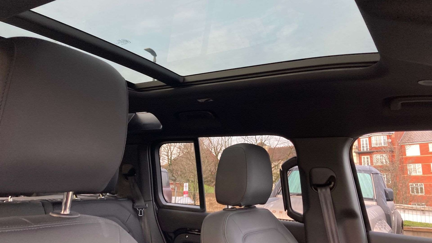 Used Land Rover Defender 2025 for sale - 76761104: Photo 21