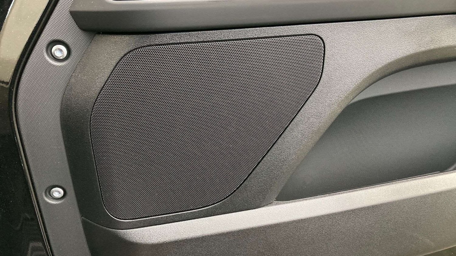 Used Land Rover Defender 2025 for sale - 76761104: Photo 24