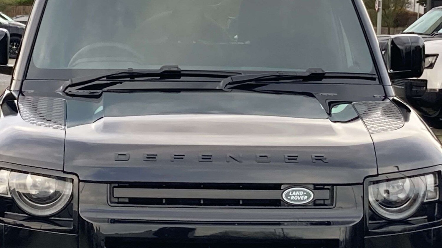 Used Land Rover Defender 2025 for sale - 76761104: Photo 34