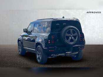 Used Land Rover Defender 2025 for sale - 76501914: Photo