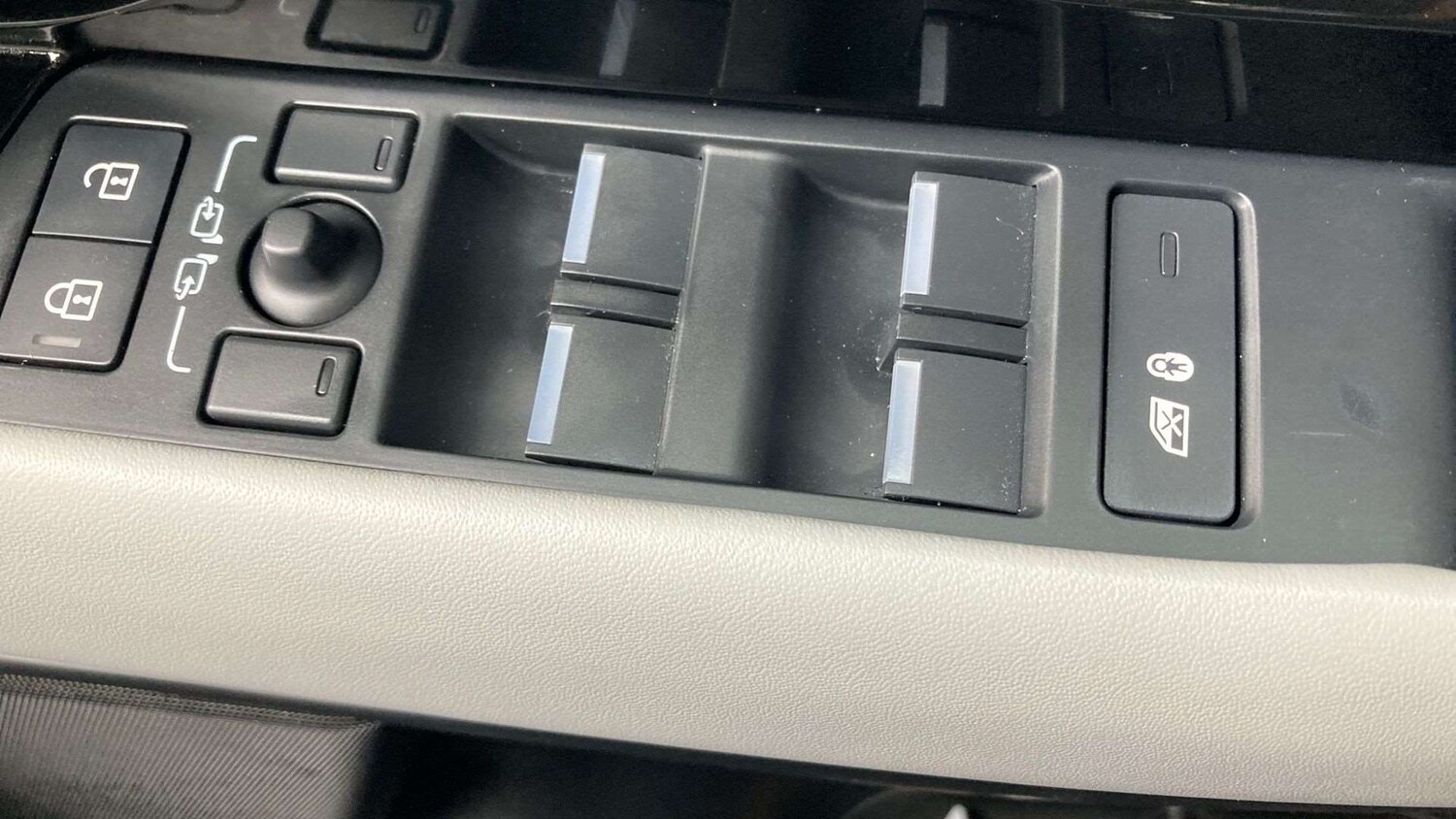 Used Land Rover Range Rover Evoque 2024 for sale - 77686691: Photo 35