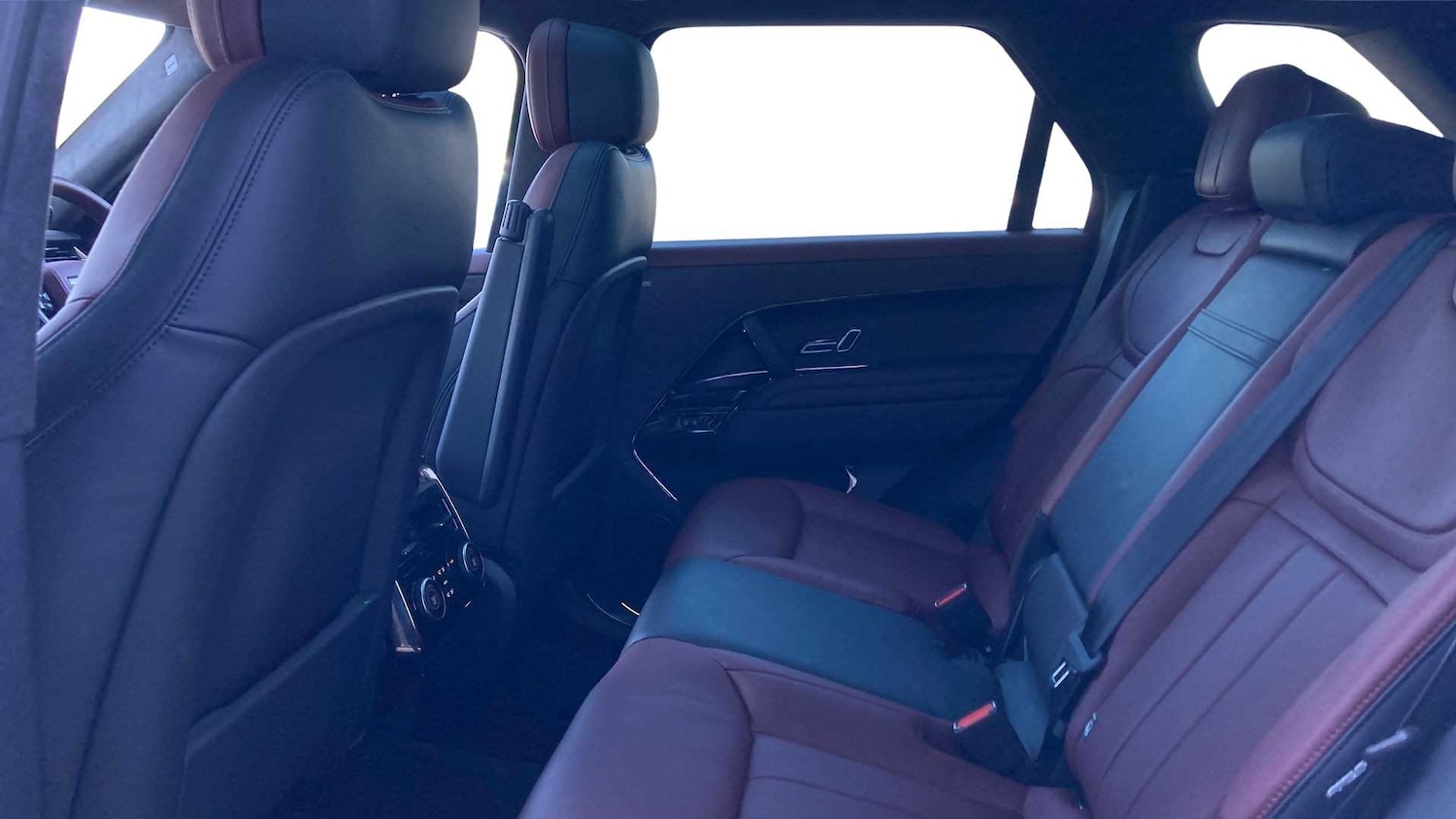 Used Land Rover Range Rover Sport 2023 for sale - 76460433: Photo 4