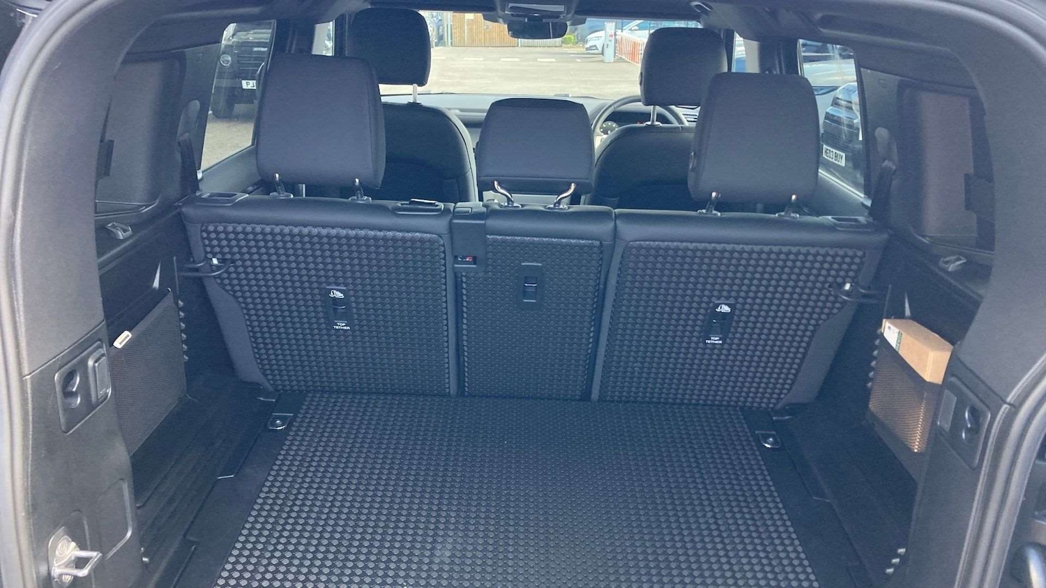 Used Land Rover Defender 2025 for sale - 77842313: Photo 10