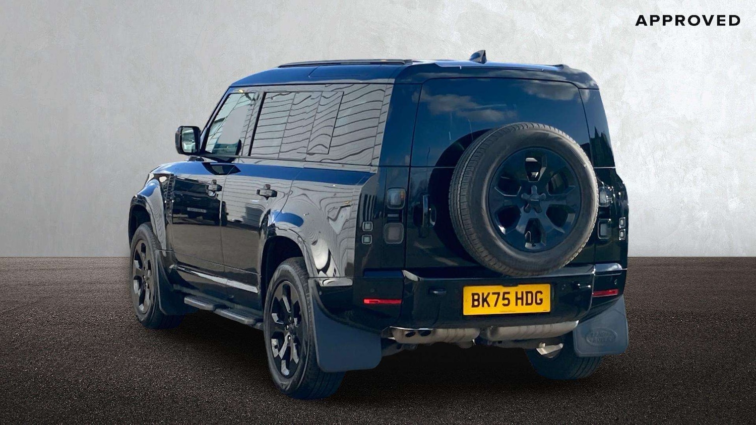 Used Land Rover Defender 2025 for sale - 77842313: Photo 2