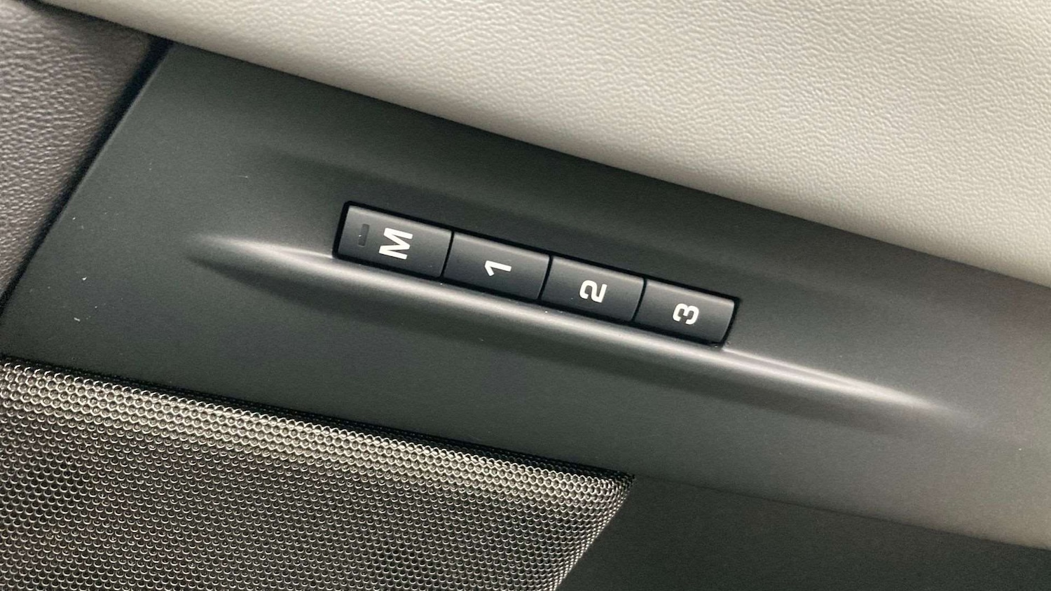 Used Land Rover Range Rover Evoque 2024 for sale - 76460540: Photo 25