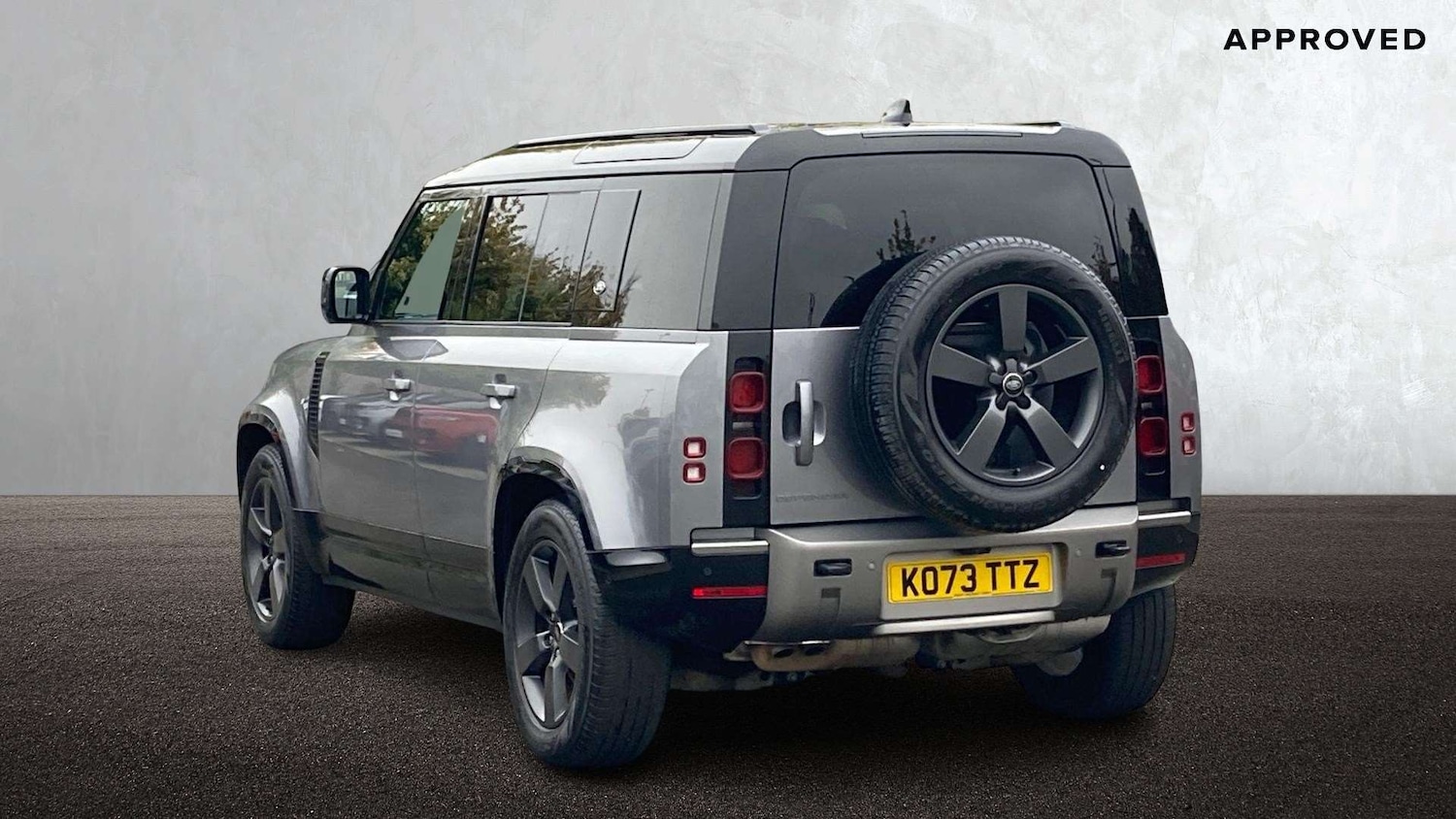 Used Land Rover Defender 2024 for sale - 76460158: Photo 2