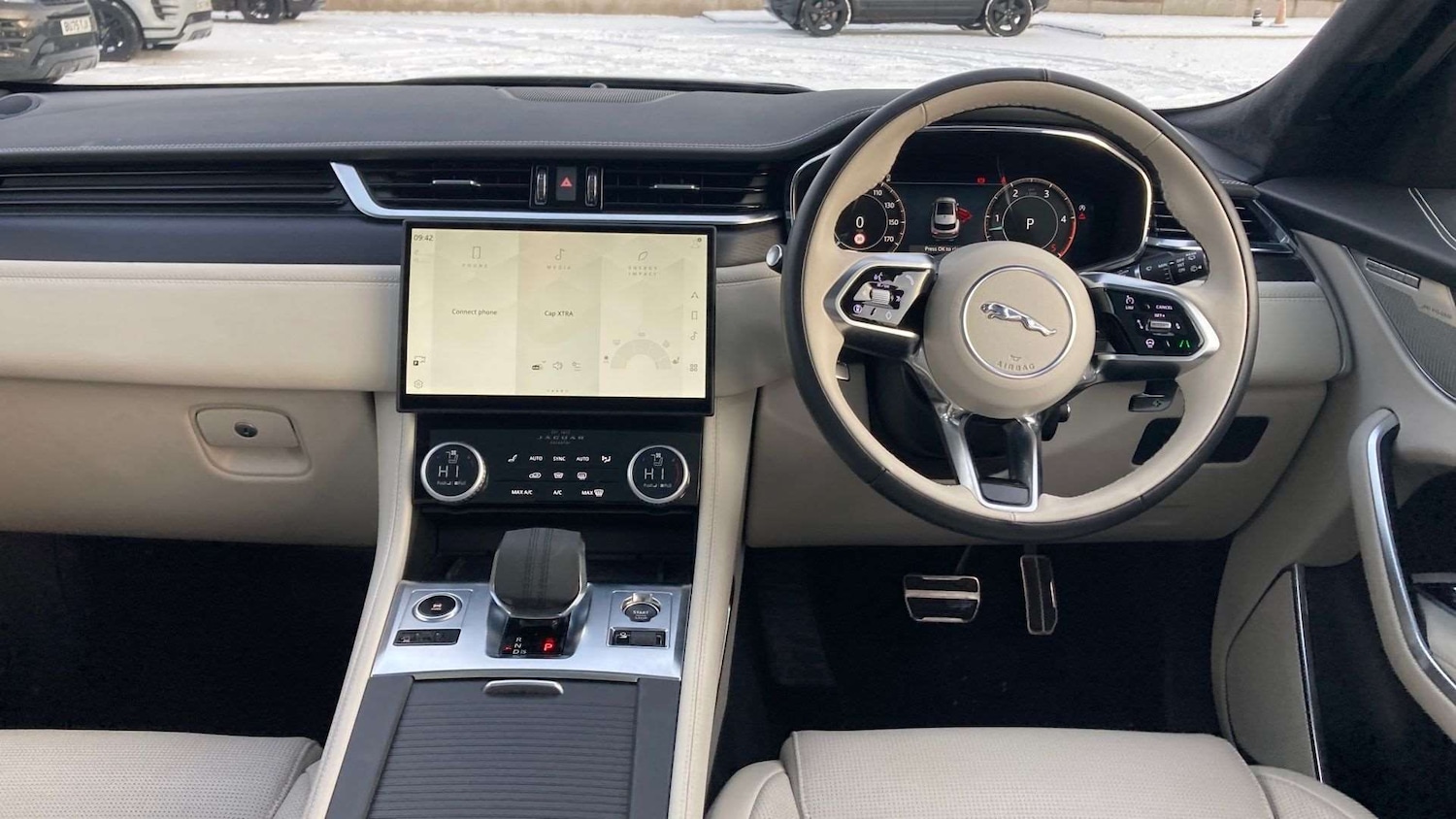 Used Jaguar F-Pace 2024 for sale - 76943470: Photo 26