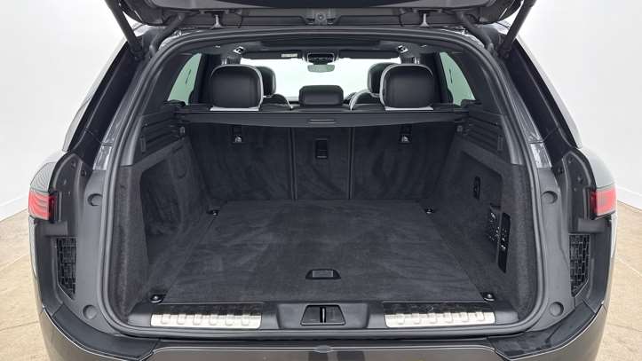 Used Land Rover Range Rover Sport 2024 for sale - 78060263: Photo 10