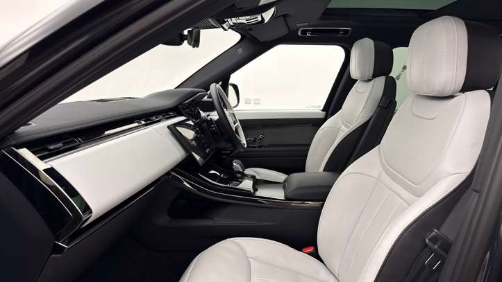 Used Land Rover Range Rover Sport 2024 for sale - 78060263: Photo 3