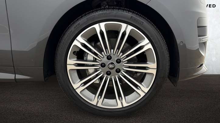 Used Land Rover Range Rover Sport 2024 for sale - 78060263: Photo 8