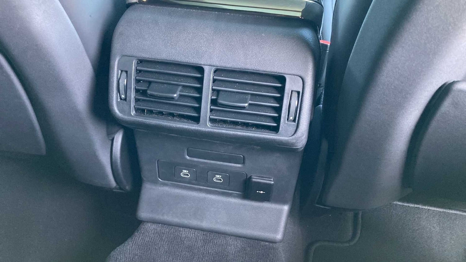 Used Land Rover Range Rover Velar 2025 for sale - 76459803: Photo 18