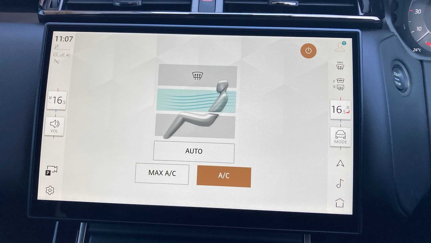 Used Land Rover Range Rover Velar 2025 for sale - 76459803: Photo 31