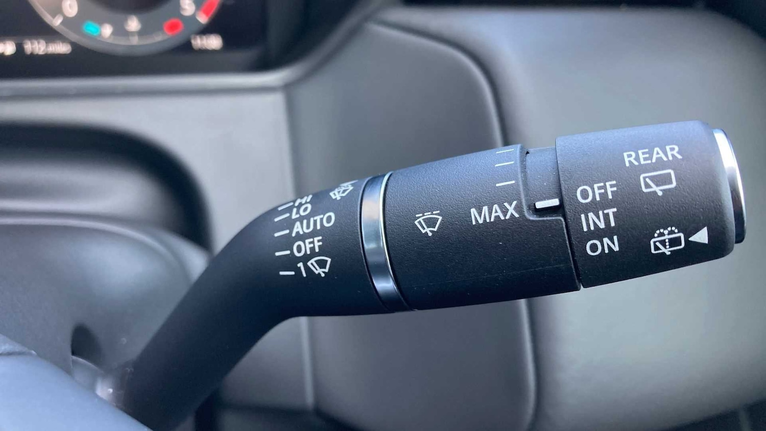 Used Land Rover Range Rover Velar 2025 for sale - 76459803: Photo 35