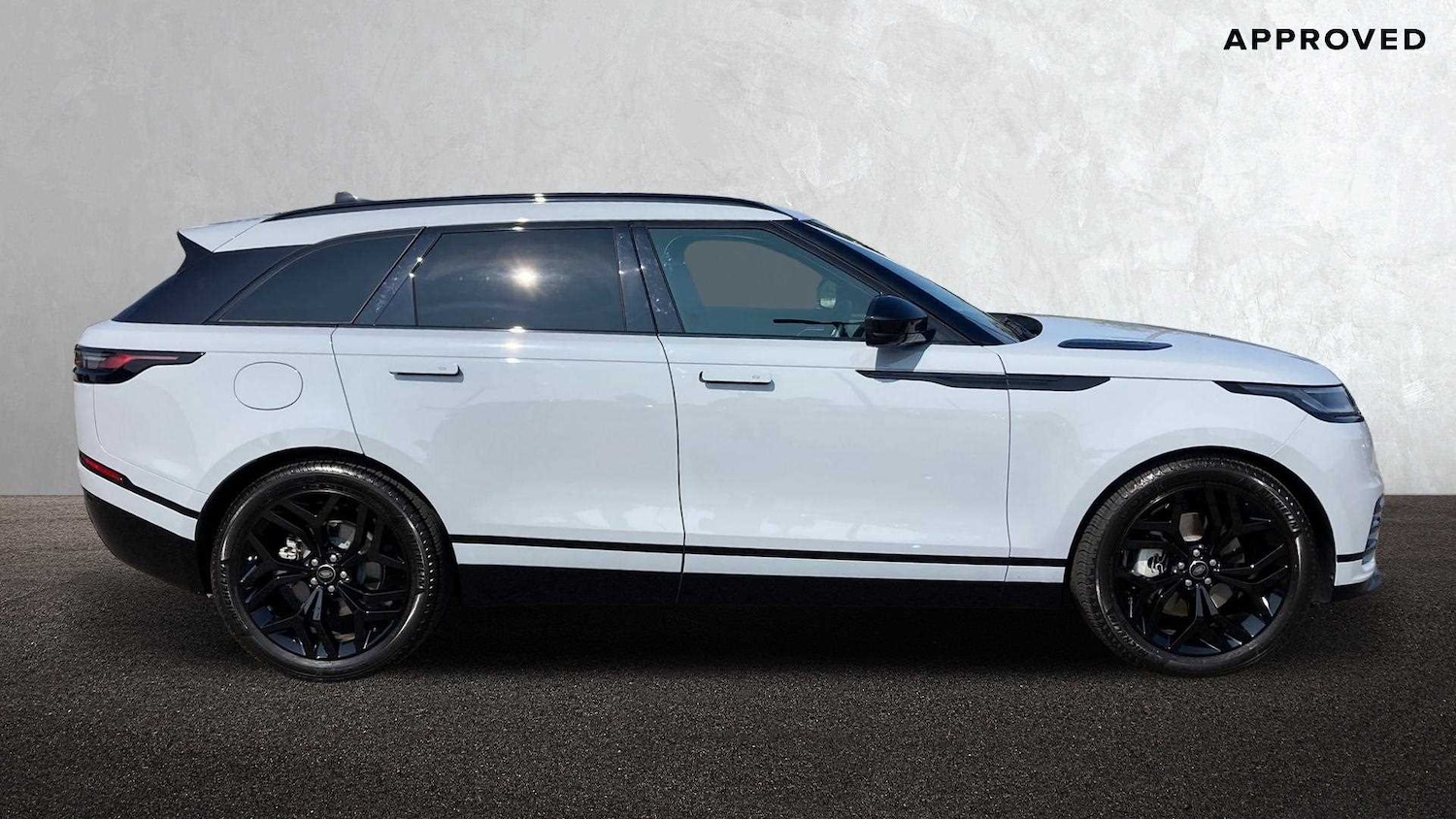 Used Land Rover Range Rover Velar 2025 for sale - 76459803: Photo 5