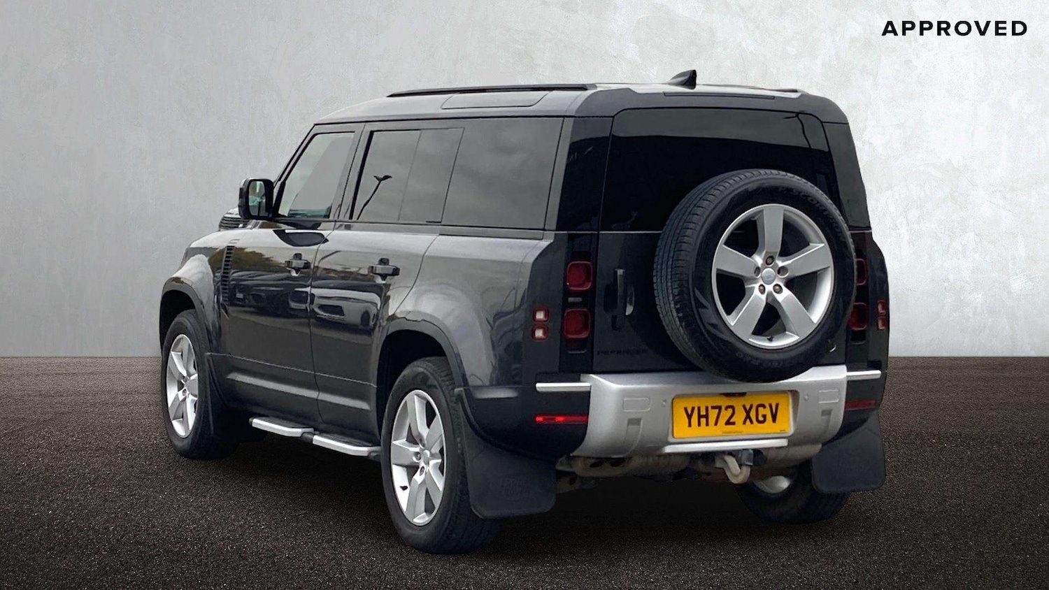 Used Land Rover Defender 2022 for sale - 76460020: Photo 2