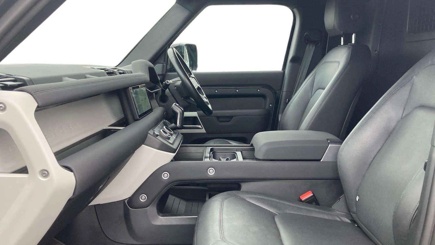 Used Land Rover Defender 2022 for sale - 76460020: Photo 3