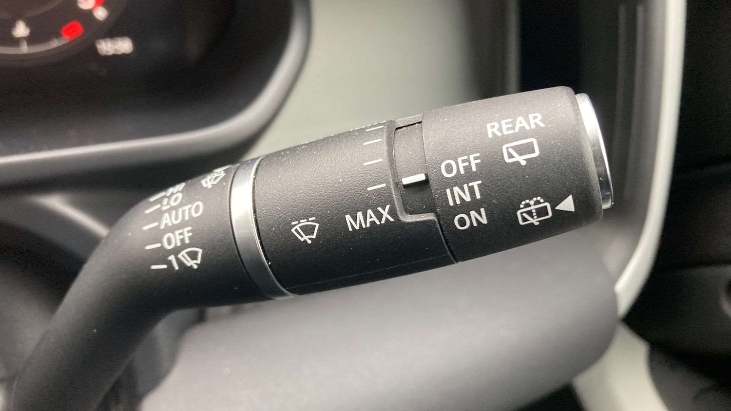 Used Land Rover Defender 2022 for sale - 76460020: Photo 35