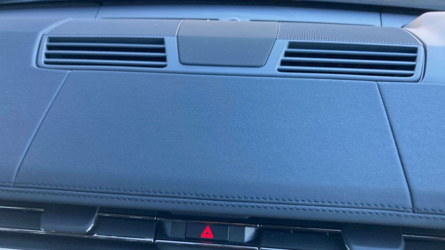 Used Land Rover Range Rover 2023 for sale - 76692068: Photo 33