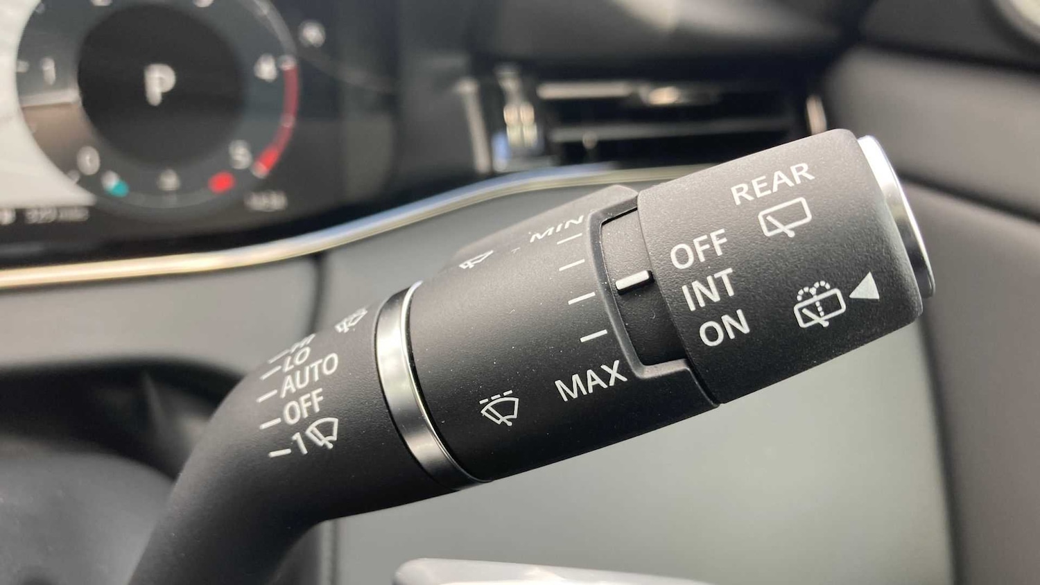 Used Land Rover Range Rover Evoque 2025 for sale - 77795541: Photo 33