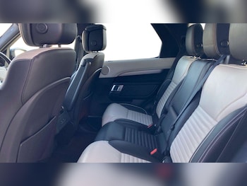 Used Land Rover Discovery 2022 for sale - 77827518: Photo