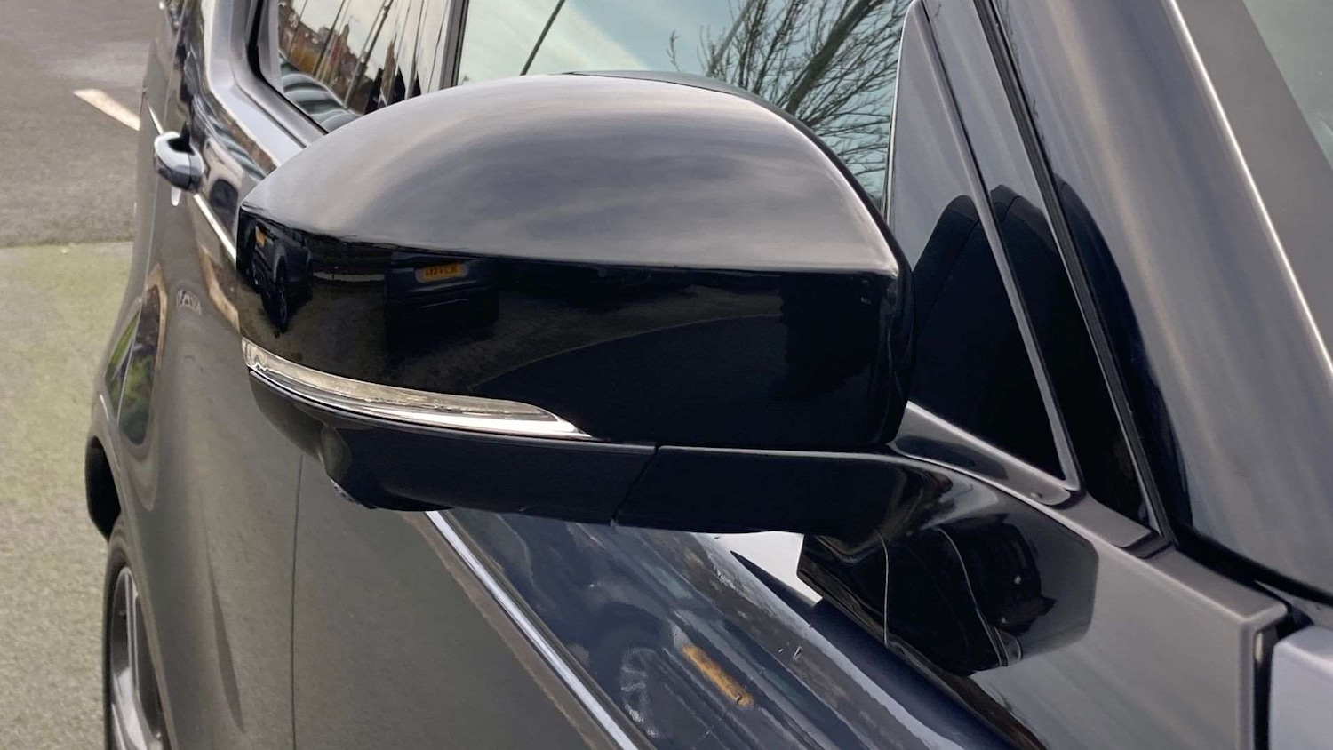 Used Land Rover Discovery 2024 for sale - 76827535: Photo 34